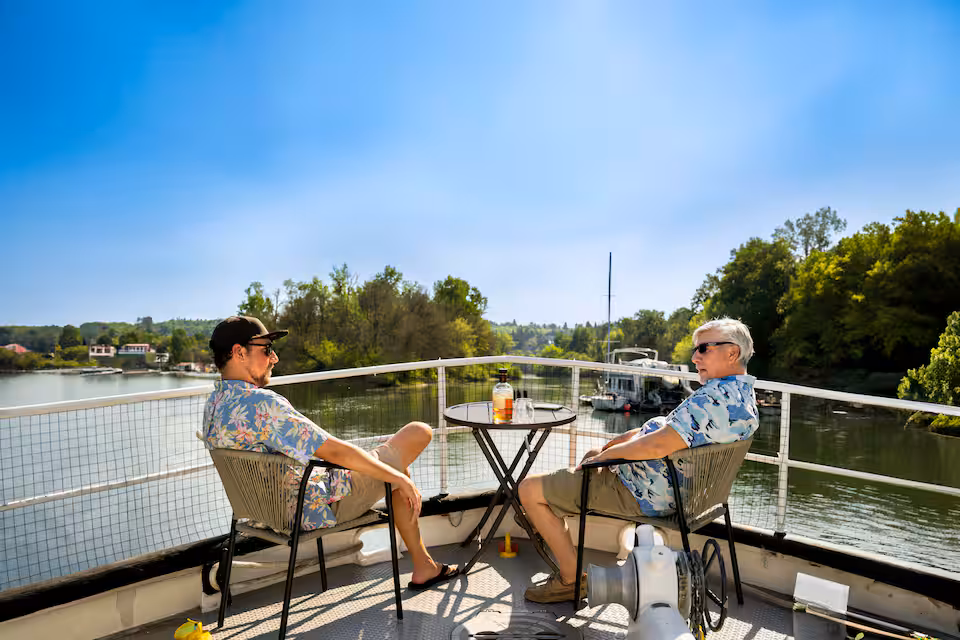 Professional captains ready for boat tours